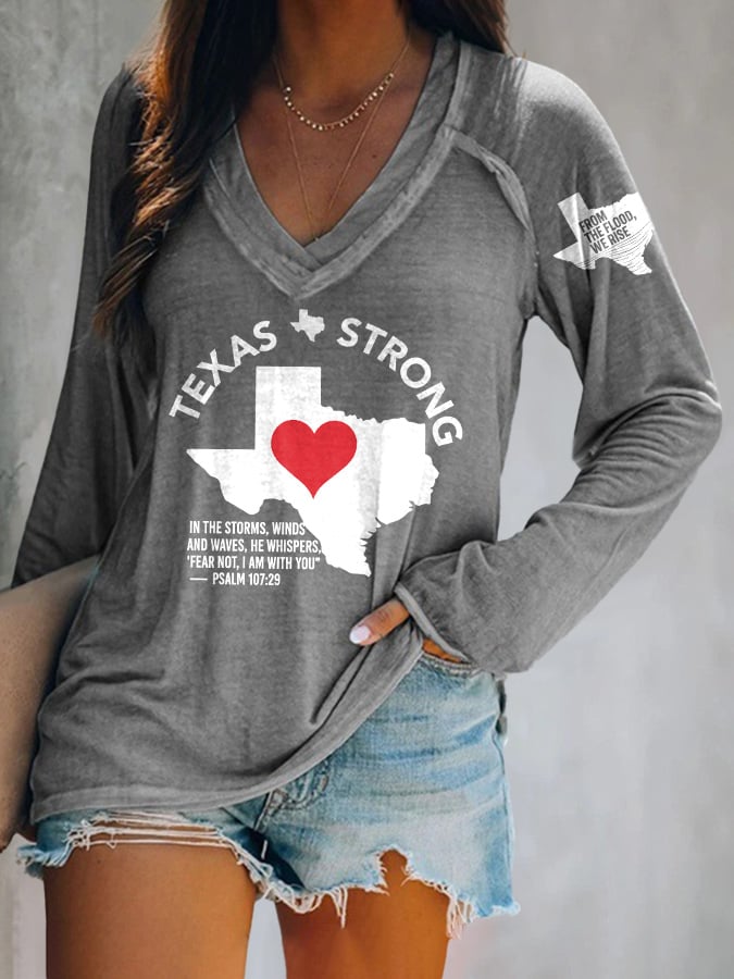 🙏💔Join us in praying for Texas.🙏V-neck Retro Texas Strong From The Flood, We Rise Texas Strong In The Storms, Winds And Waves, He Whispers,“Fear Not, I Am With You”— Psalm 107:29 Print T-Shirt