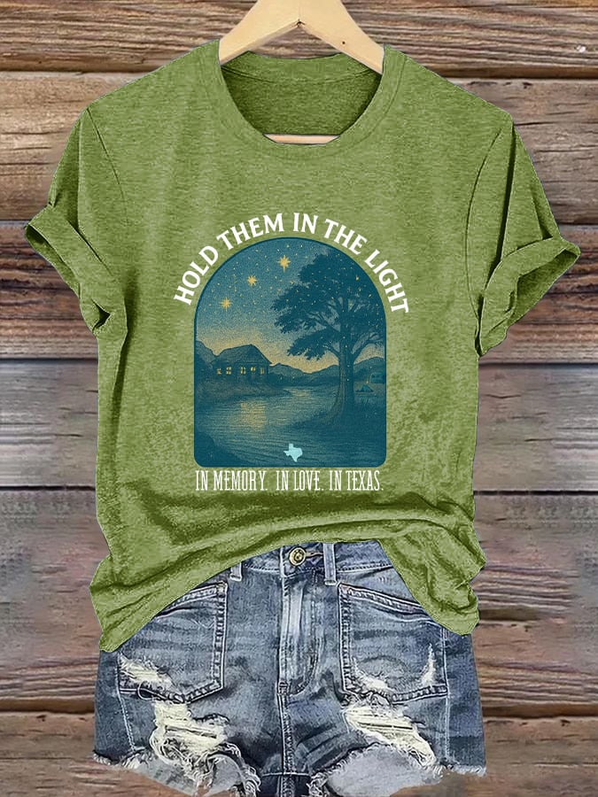 🙏💔Join us in praying for Texas.🙏Retro Texas Strong Hold Them In The Light In Memory. In Love. In Texas. Print T-Shirt