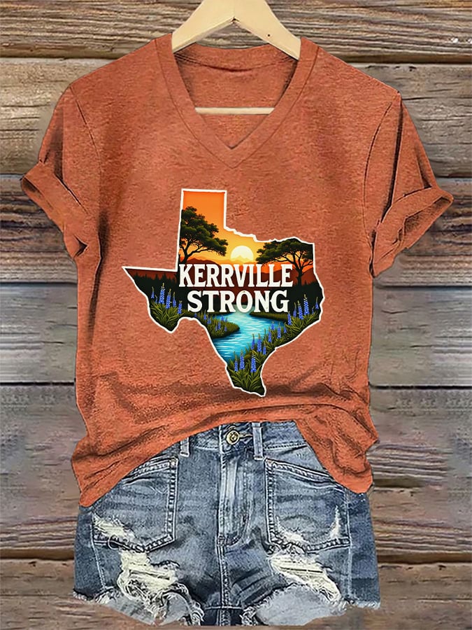 ππJoin us in praying for Texas.πV-Neck Retro Kerrville Strong Print T-Shirt