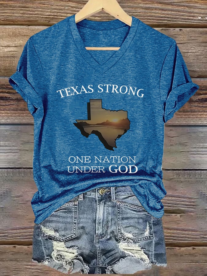 ππJoin us in praying for Texas.πV-Neck Retro Texas Strong One Nation Under God Print T-Shirt