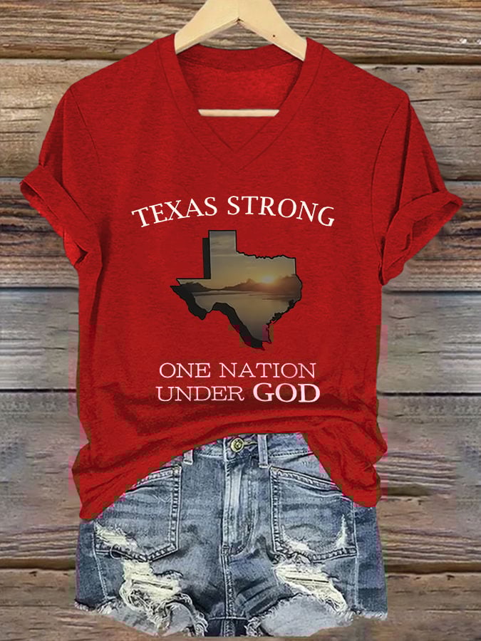 ππJoin us in praying for Texas.πV-Neck Retro Texas Strong One Nation Under God Print T-Shirt