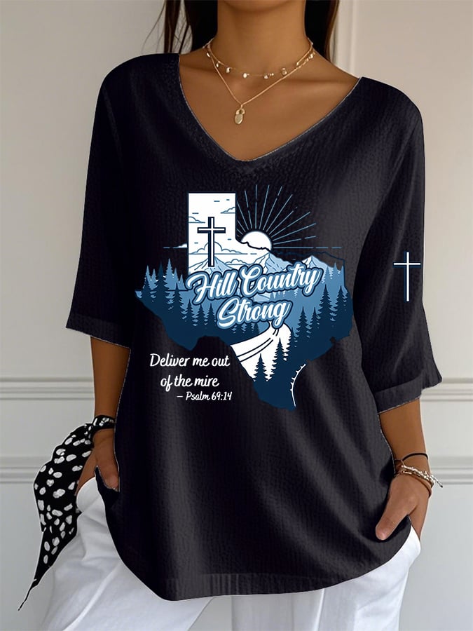 ππJoin us in praying for Texas.πV-Neck Hill Country Strong Deliver Me Out Of The Mire Print T-Shirt