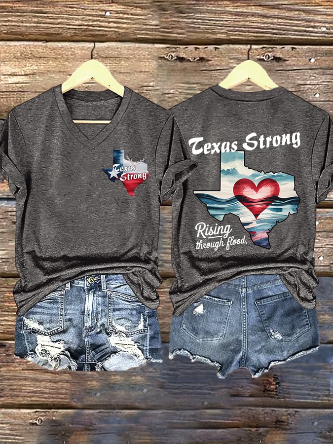 ππJoin us in praying for Texas.πV-Neck Retro Texas Strong Rising Through The Flood Love Heart Print T-Shirt