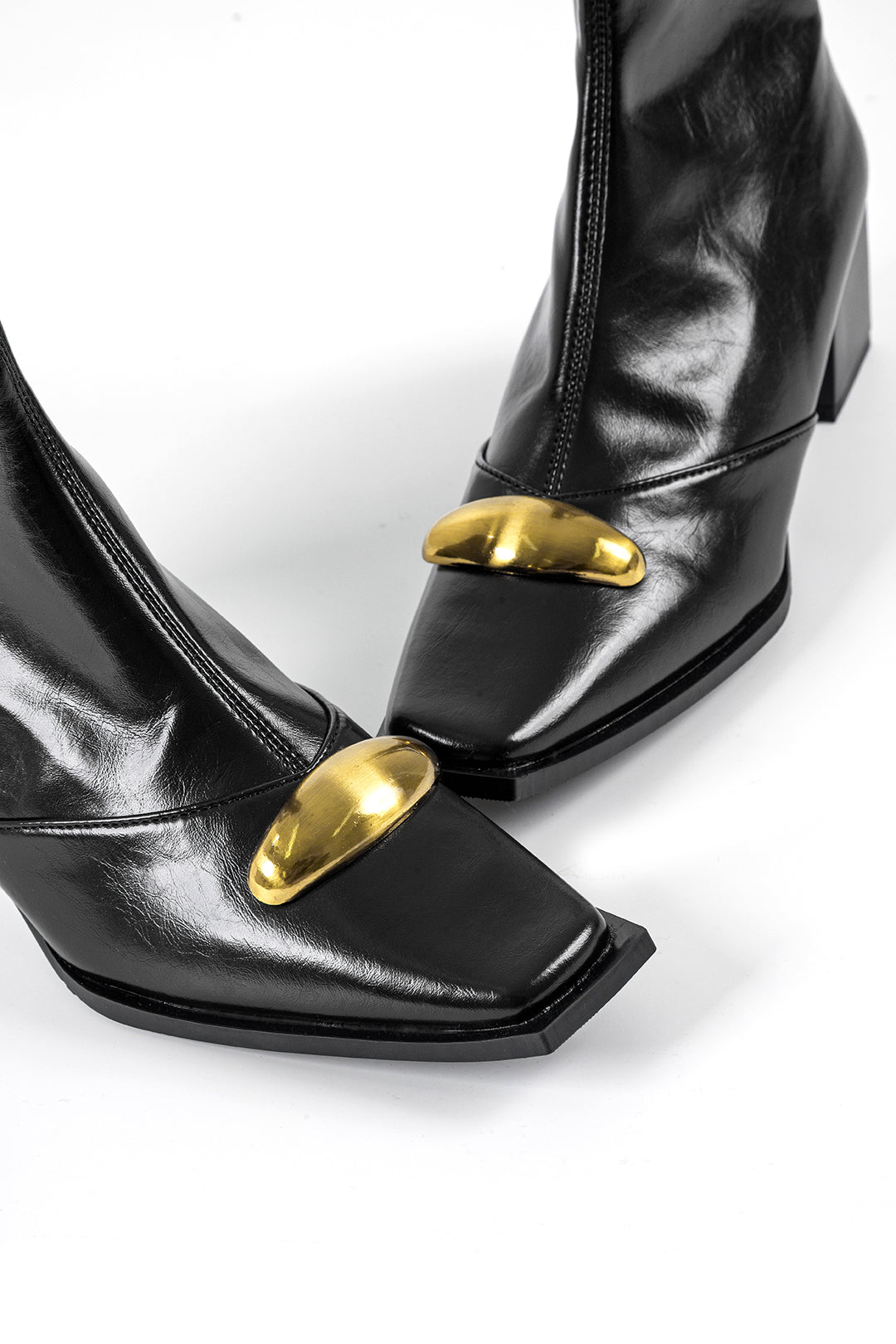 Faux Leather Metallic Zipper Square Toe Ankle Boots
