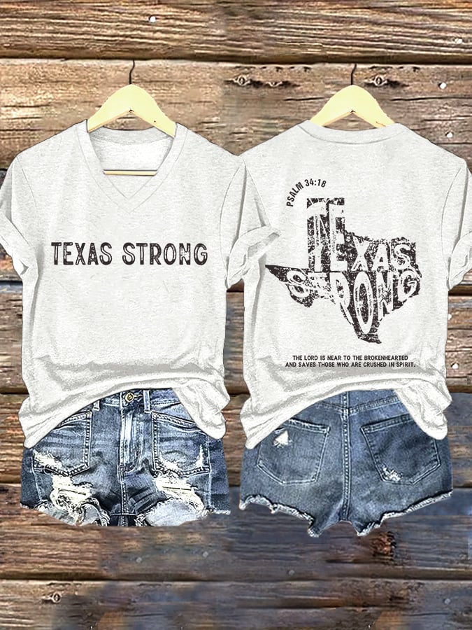 ππJoin us in praying for Texas.πV-Neck Retro Texas Strong Psalm 34:18 The Lord Is Near To The Brokenhearted And Saves Those Who Are Crushed In Spirit Print T-Shirt