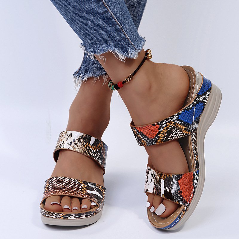 👍Last Day Promotion 70% OFF –2025 🌹New Leopard Print Leather Wedge Soft Sole Sandals