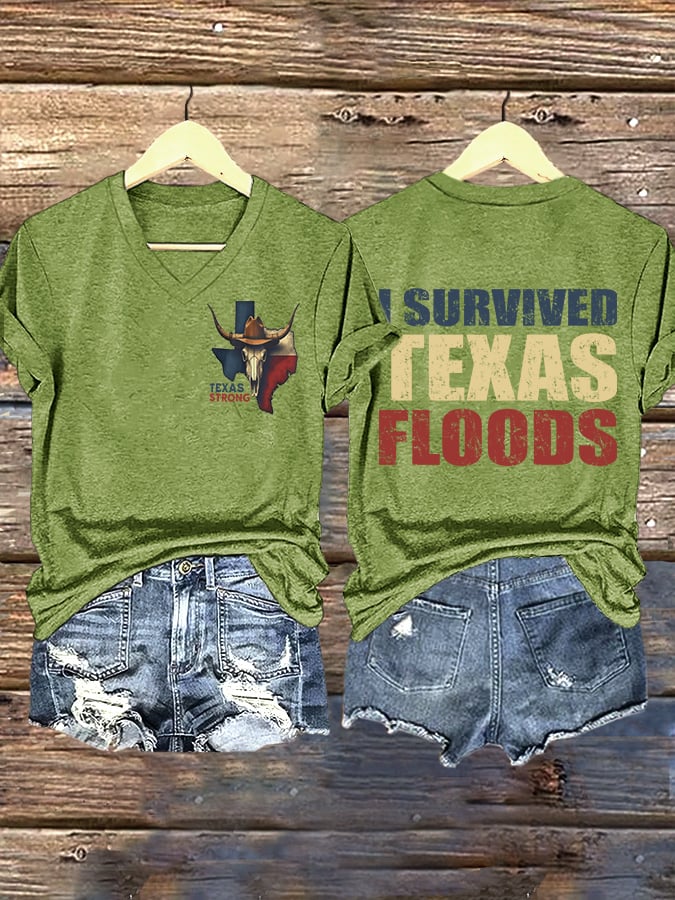 🙏💔Join us in praying for Texas.🙏Retro Texas Strong Cow Skull Texas State Flag I Survived Texas Floods Pray For Texas Print T-Shirt