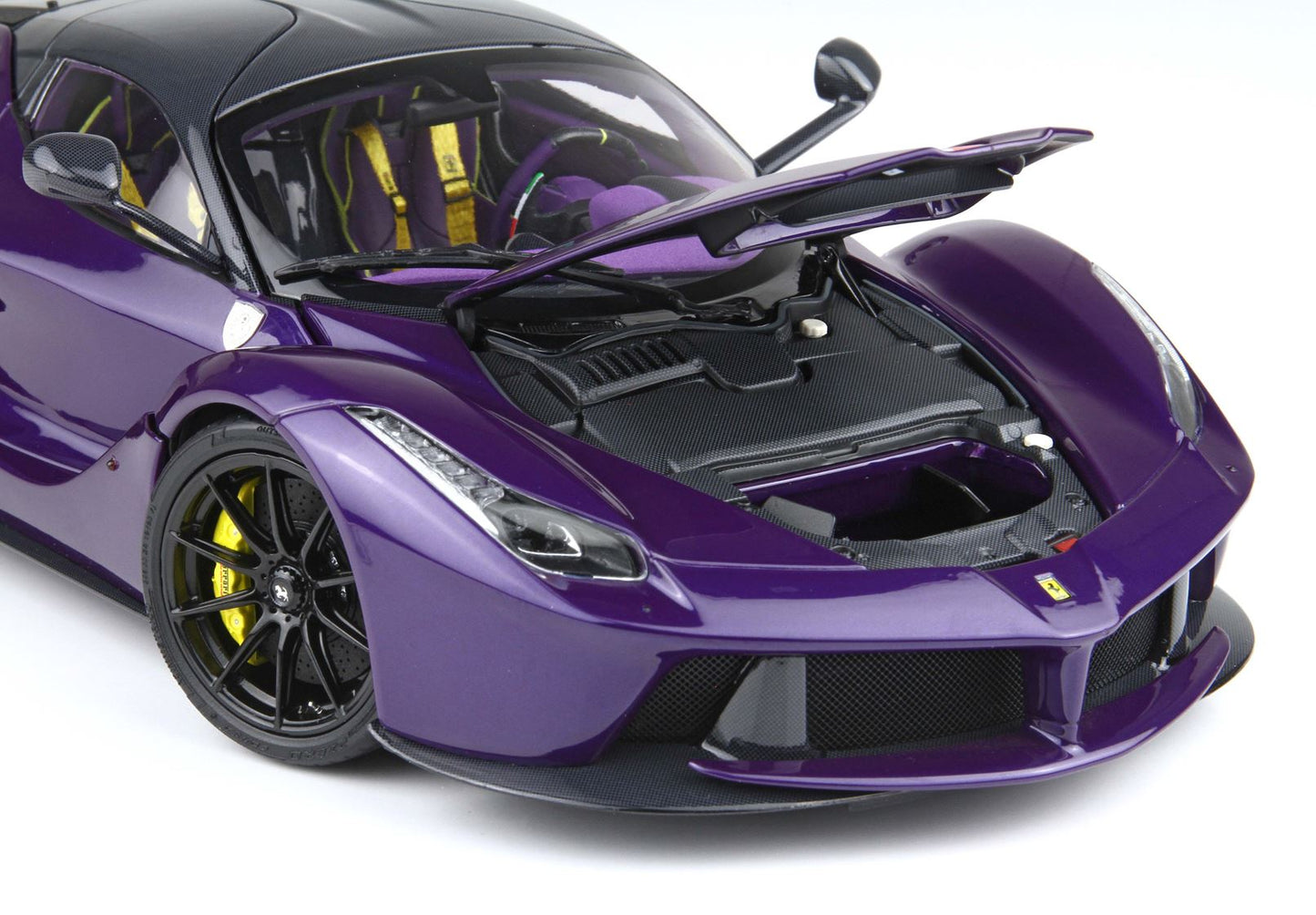 PRE ORDER BBR La Ferrari 1:18 scale Diecast Purple Dubai Viloa Vio