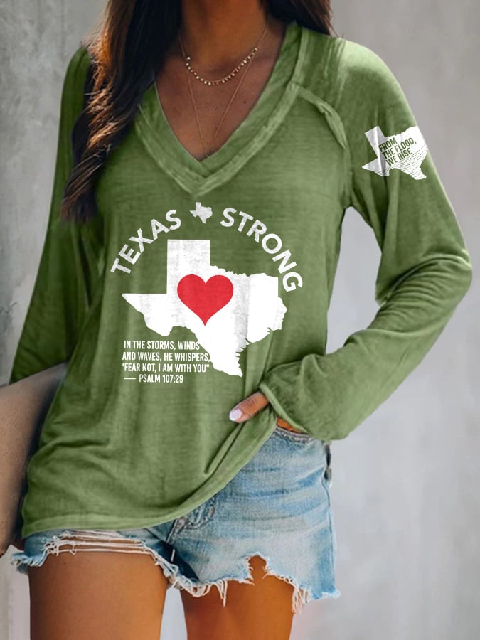 🙏💔Join us in praying for Texas.🙏V-neck Retro Texas Strong From The Flood, We Rise Texas Strong In The Storms, Winds And Waves, He Whispers,“Fear Not, I Am With You”— Psalm 107:29 Print T-Shirt