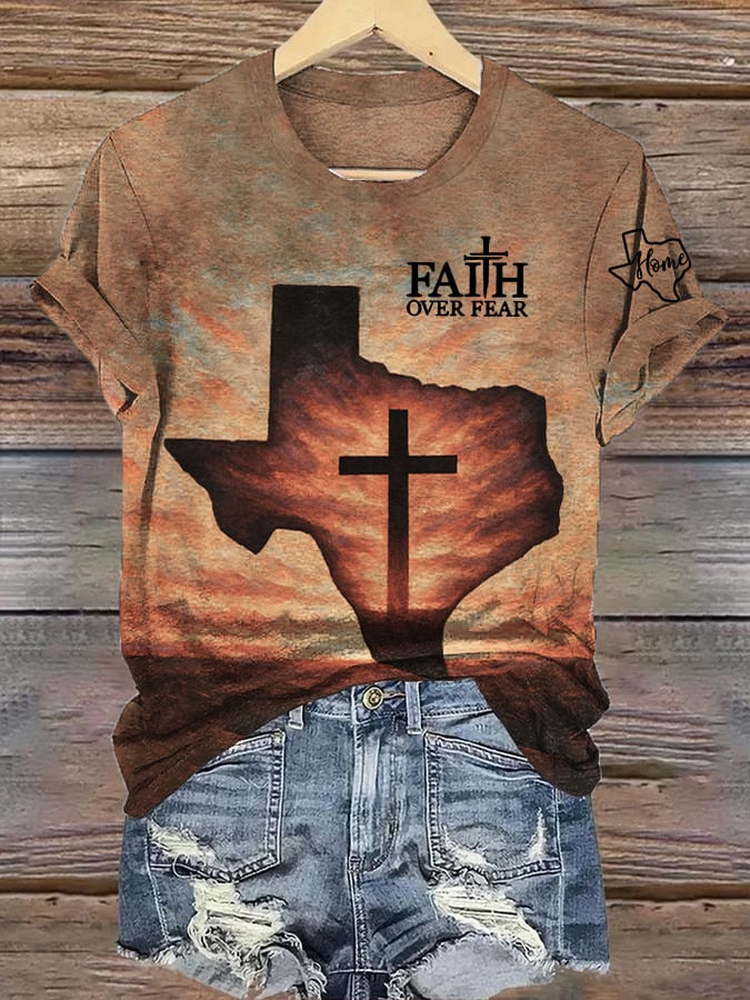 🙏💔Join us in praying for Texas.🙏Women's Faith Over Fear Print T-shirt